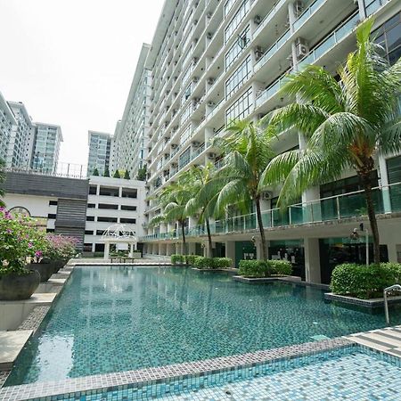 Ferienwohnung Mount Austin #Palazio B2 Pool View 1-3Pax #Mspro Johor Bahru Exterior foto