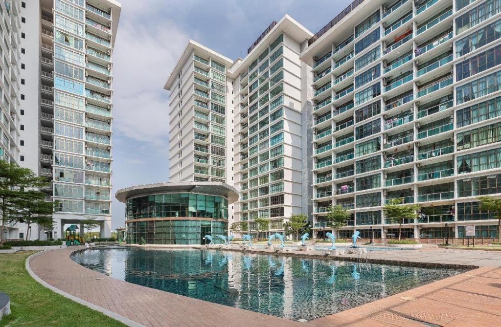 Ferienwohnung Mount Austin #Palazio B2 Pool View 1-3Pax #Mspro Johor Bahru Exterior foto
